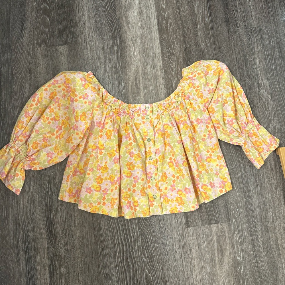 James Smock Floral Top! In perfect condition. Tags are still on!